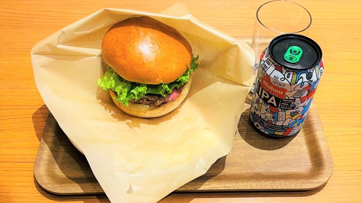 café estudioのビーフスライスバーガーとマオウIPA