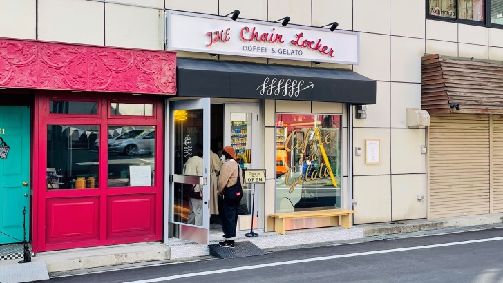 THE Chain Locker Coffee & Gelato Standの店頭